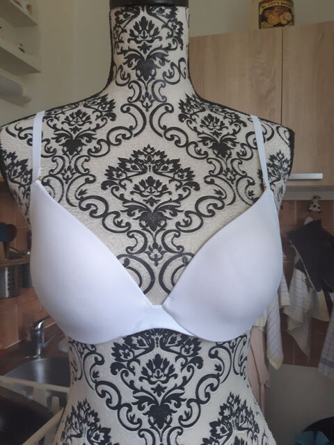  soutien gorge blanc ETAM NEUF TAILLE 90B
10 Lyon 5 (69)
