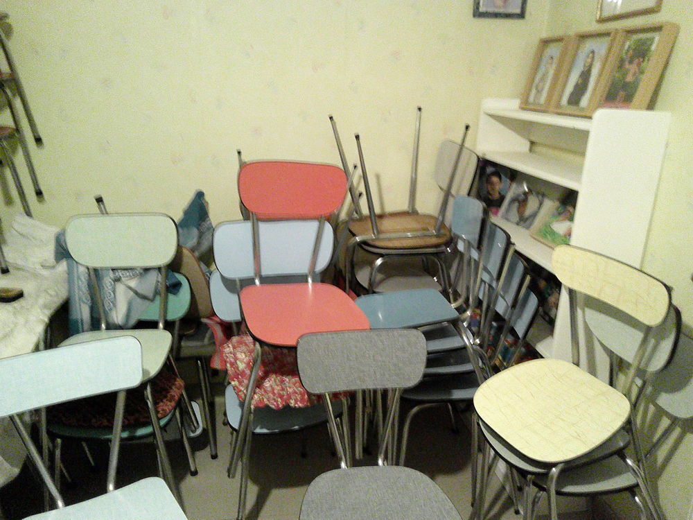 Chaises tables en formica Meubles
