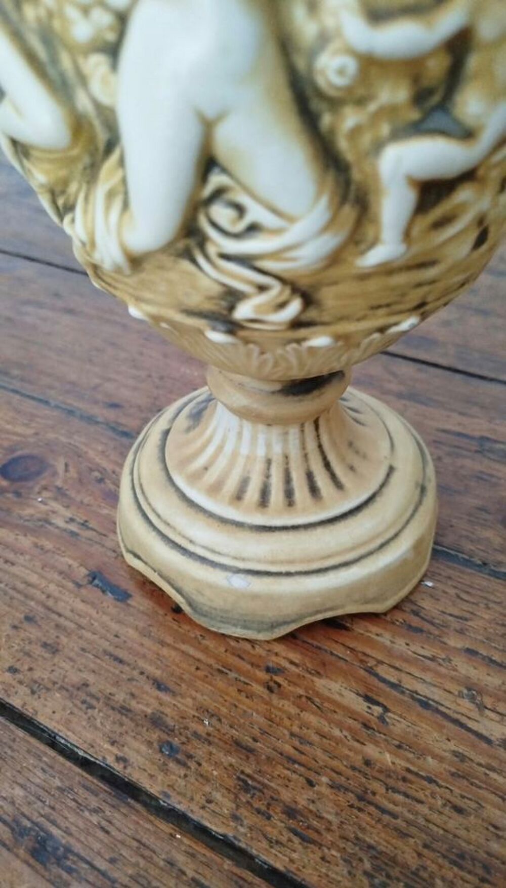 Lot 2 vases capodimonte Italie 
