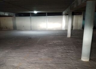  Parking / Garage à louer 5 m²