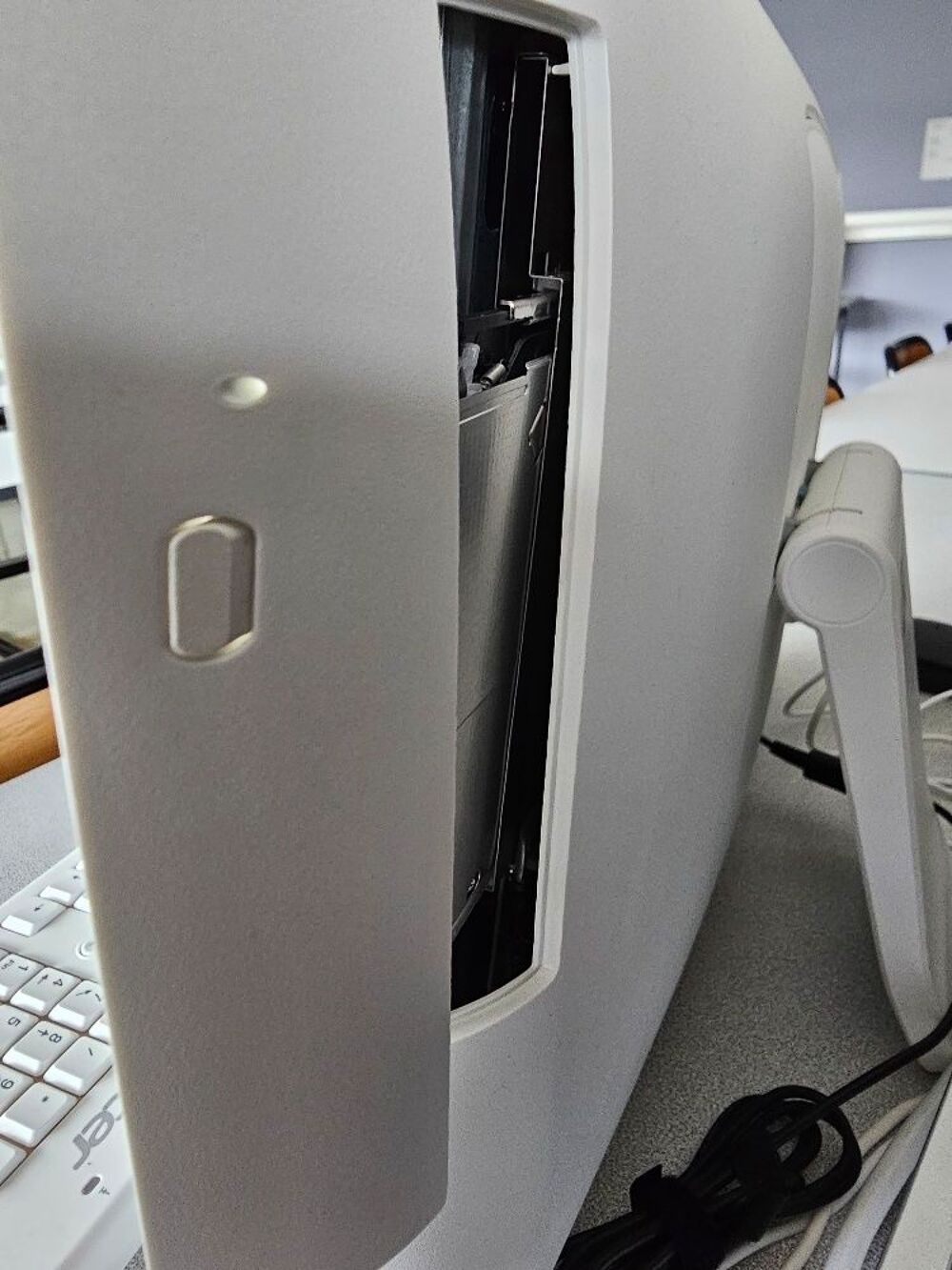 Ordinateur ACER AIO 4 GO Intel CELERON 1.60 Ghz Win 10 Pro Matériel informatique