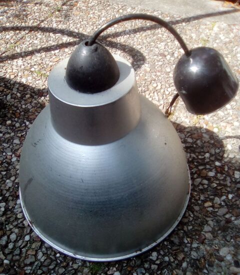 2 lustres type industriel aluminium 15 Beauchamp (95)