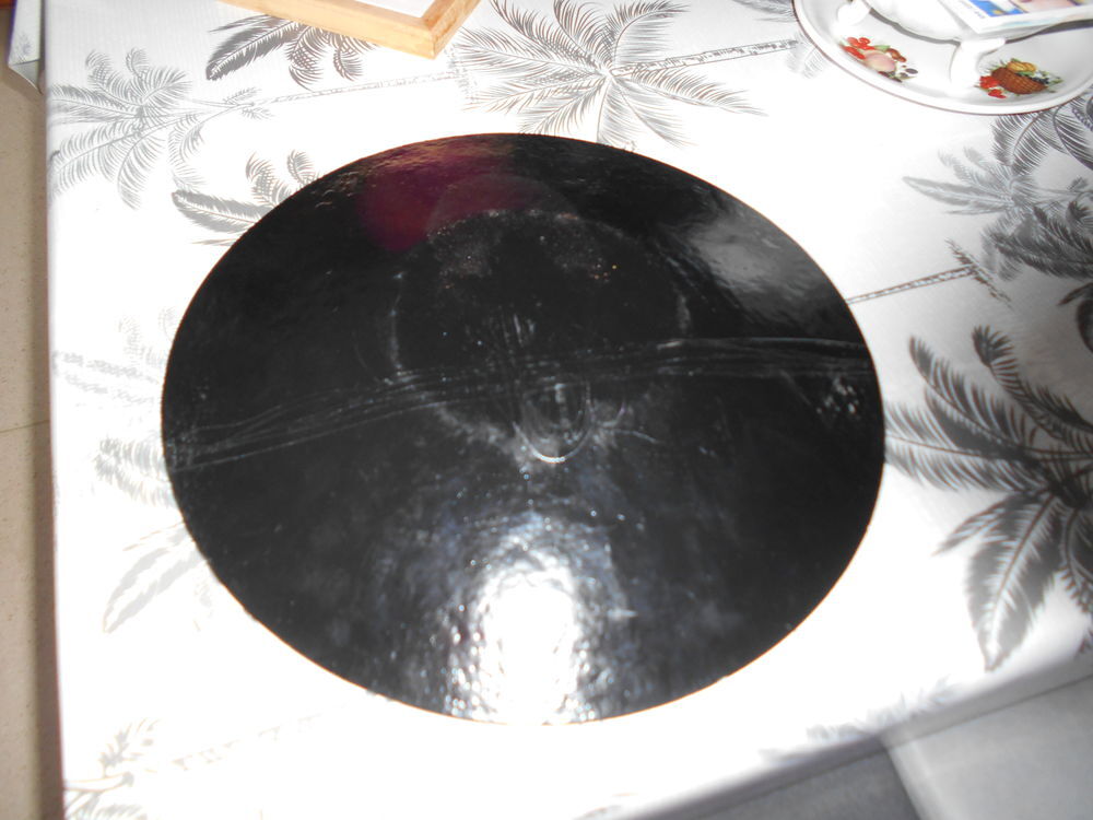 Plat d&eacute;coratif peint &agrave; la main Cuisine