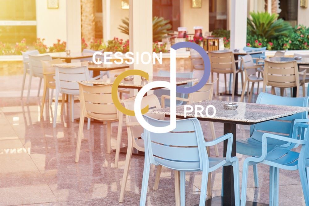   RESTAURANT A CEDER SUR UN AXE TRES PASSANT ET TOURISTIQUE DU CENTRE D'ARLES 