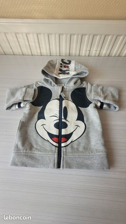 Lot gilet et veste Mickey ( 6 mois ) 6 Bar-sur-Seine (10)