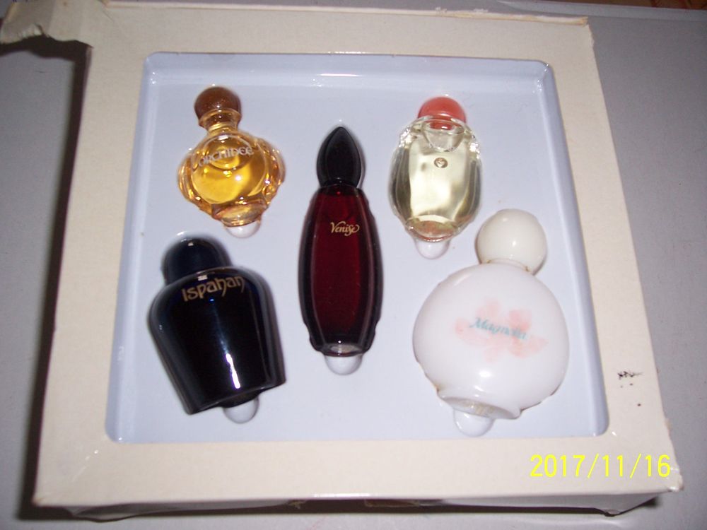 Miniature flacon parfum neuf 