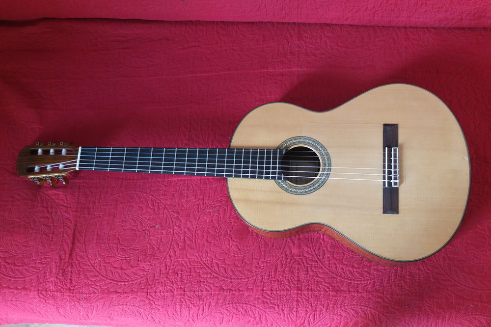 Guitare classique Instruments de musique