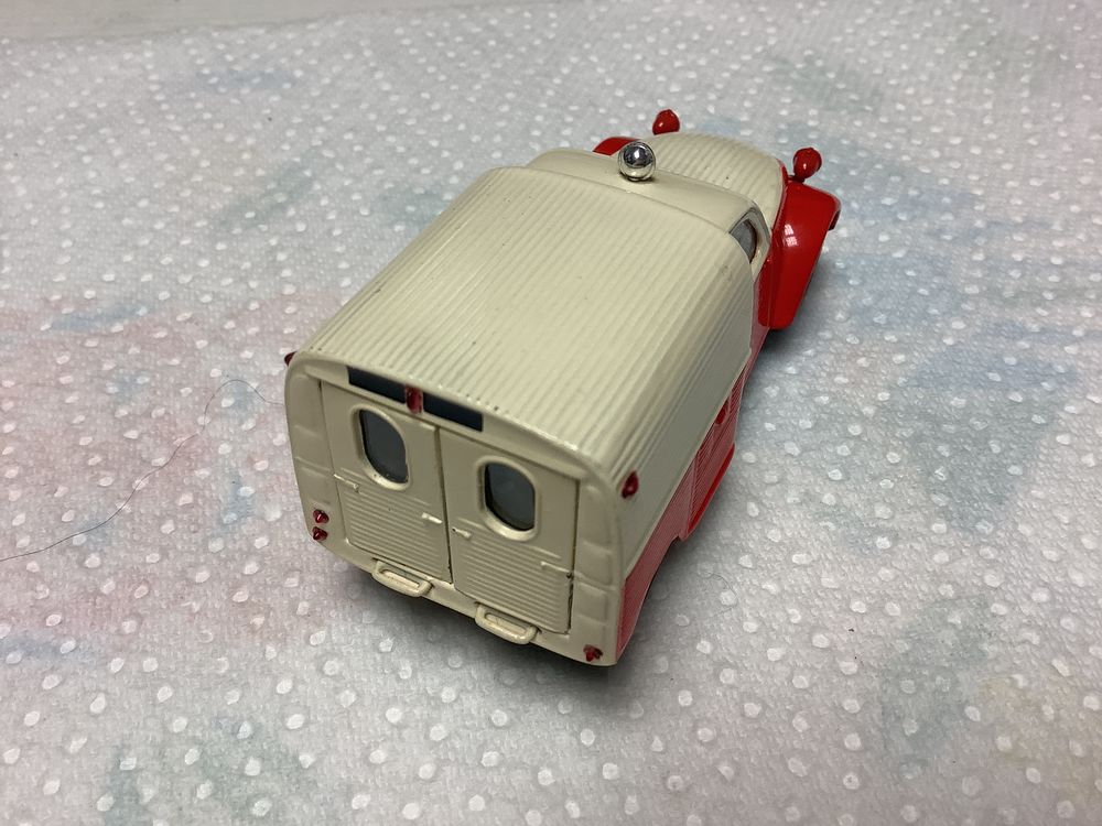CITRO&Euml;N 2CV AZU FOURGONNETTE 1/43 voiture miniature 