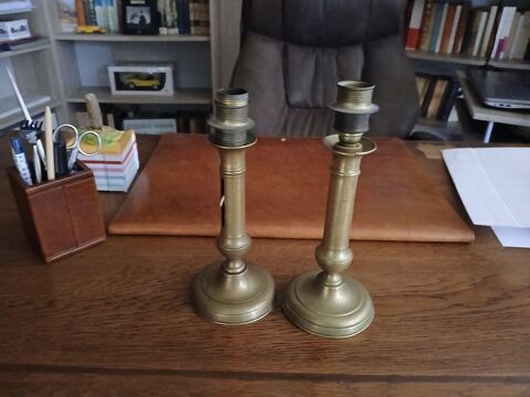 Pieds de lampe de chevet Les Achards (85)