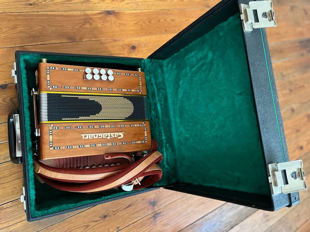 Accord&eacute;on Diatonique Castagnari Instruments de musique