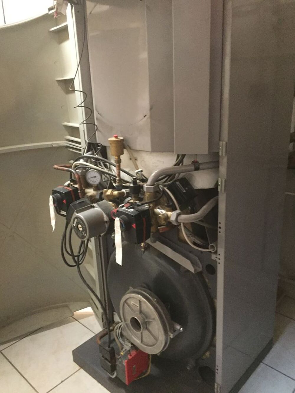 chaudiere gaz chauffage+eau chaude
Bricolage