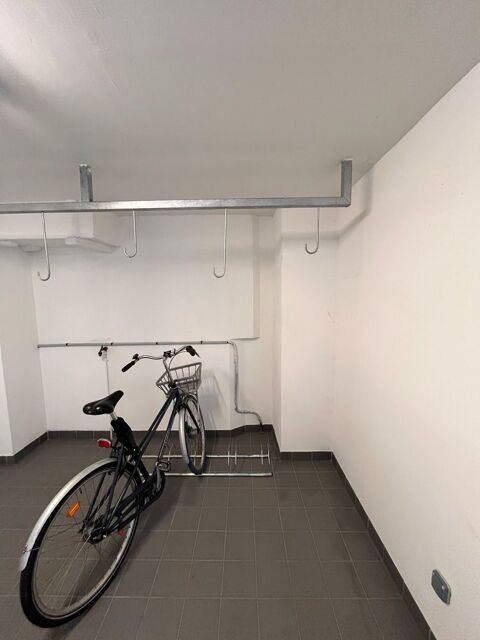  Parking / Garage � louer 2 m�