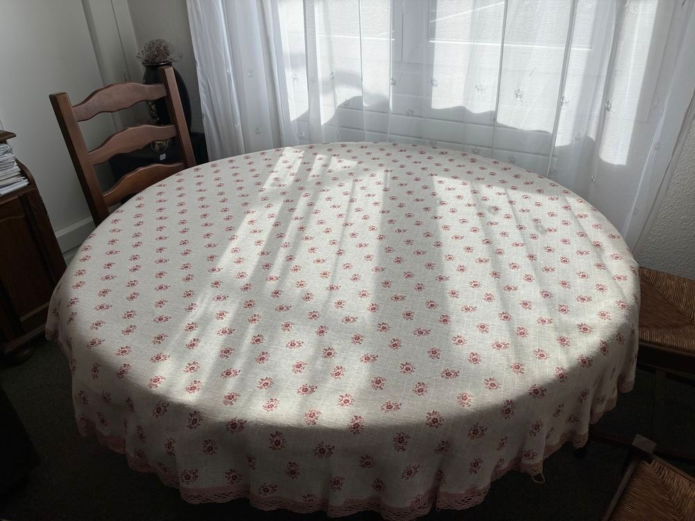 Table ronde en bois pour salon-salle &agrave; manger Meubles