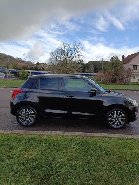 Suzuki Swift 1.2 Dualjet Hybrid Pack 2023 occasion Saint-C&eacute;r&eacute; 46400