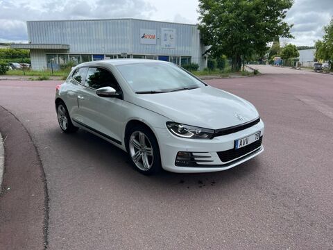 Volkswagen Scirocco 2.0 TDI 150 Série Limitée Sport Edition 2015 occasion Épône 78680