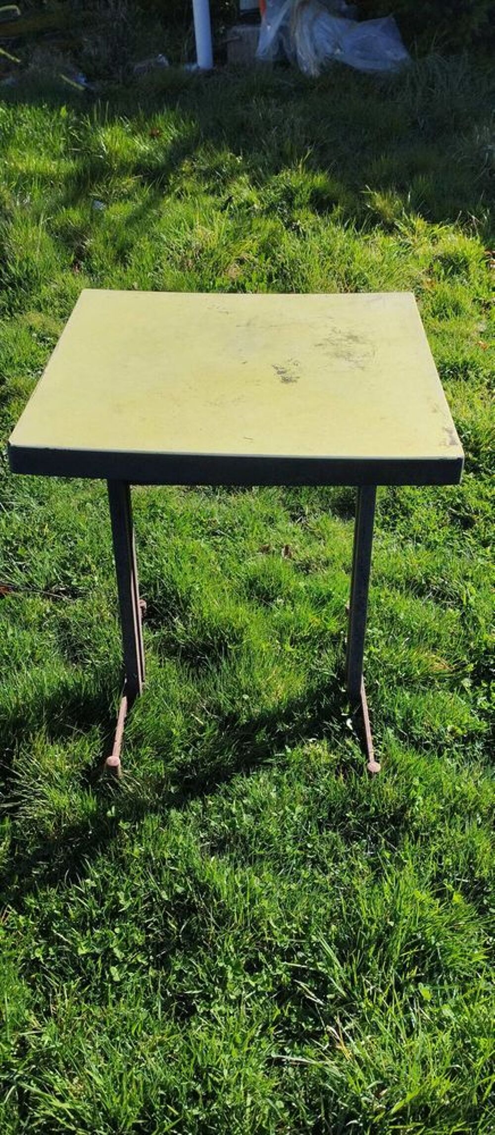 table bistrot Meubles