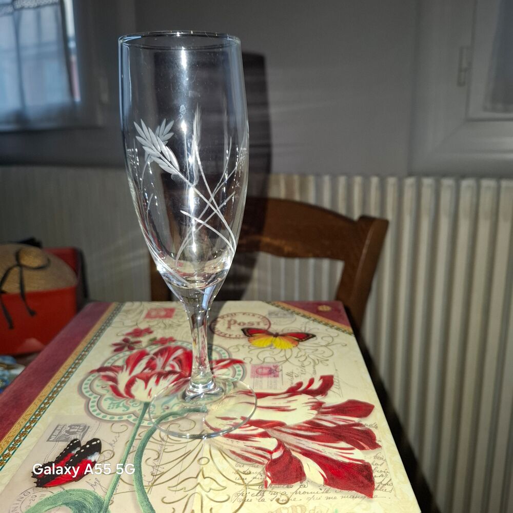 Lot de plusieurs dizaines de verres tr&egrave;s rares Décoration