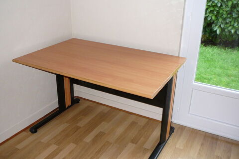 BUREAU - Parfait Etat (ANGERS) 30 Angers (49)