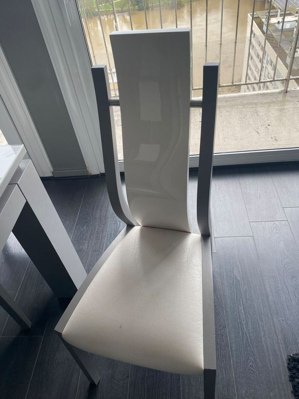 6 chaises salle &agrave; manger Décoration