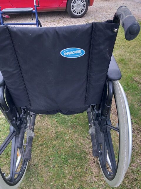 Fauteuil roulant excellent �tat 130 Perros-Guirec (22)