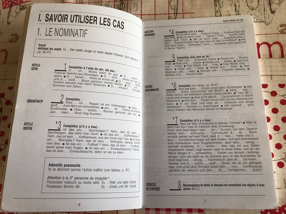 ALLEMAND. Pr&eacute;cis grammatical avec 250 exercices Livres et BD