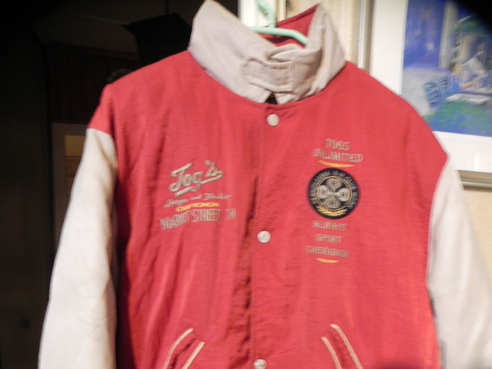 blouson Chevignon, taille M Vêtements