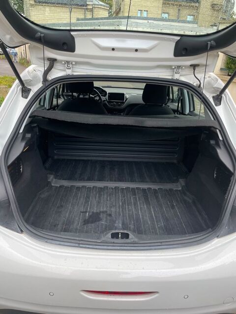 Peugeot 208 **  1.6 hdi 100cv premium pack 2 places 