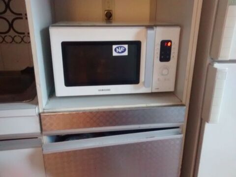 Four micro onde combin URGENT 55 Toulouse (31)