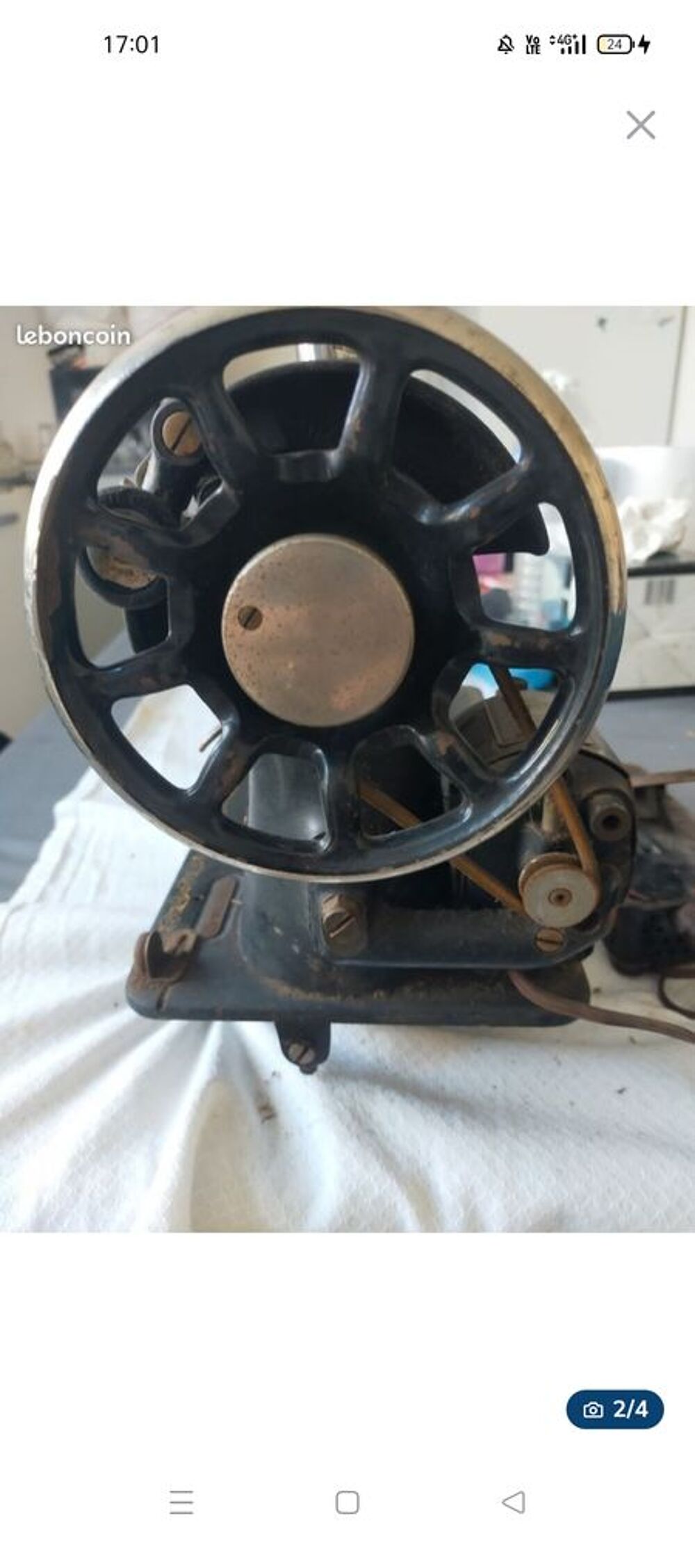 Vends machine a coudre singer 