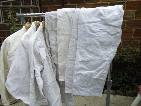 Kimonos adultes
10 Chantereine (77)