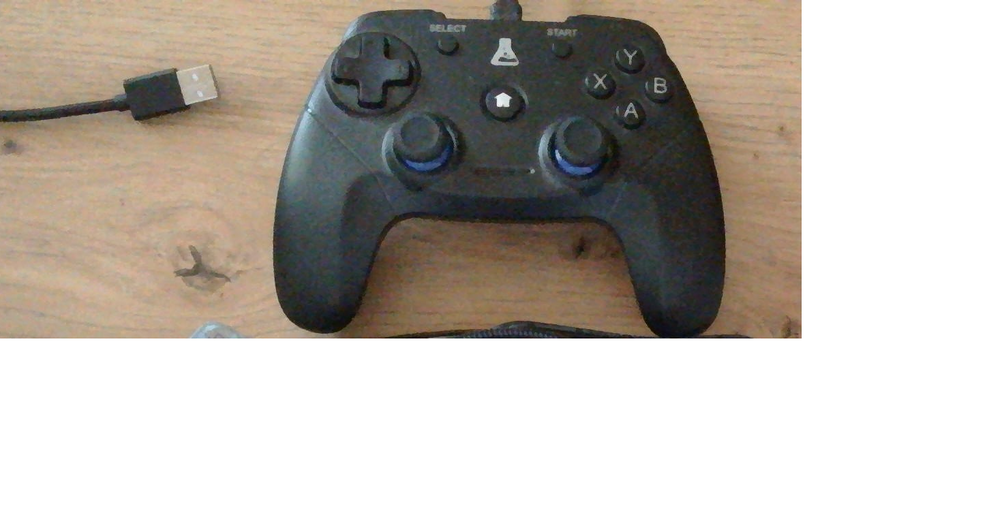 Manette K-pad Thorium Matériel informatique