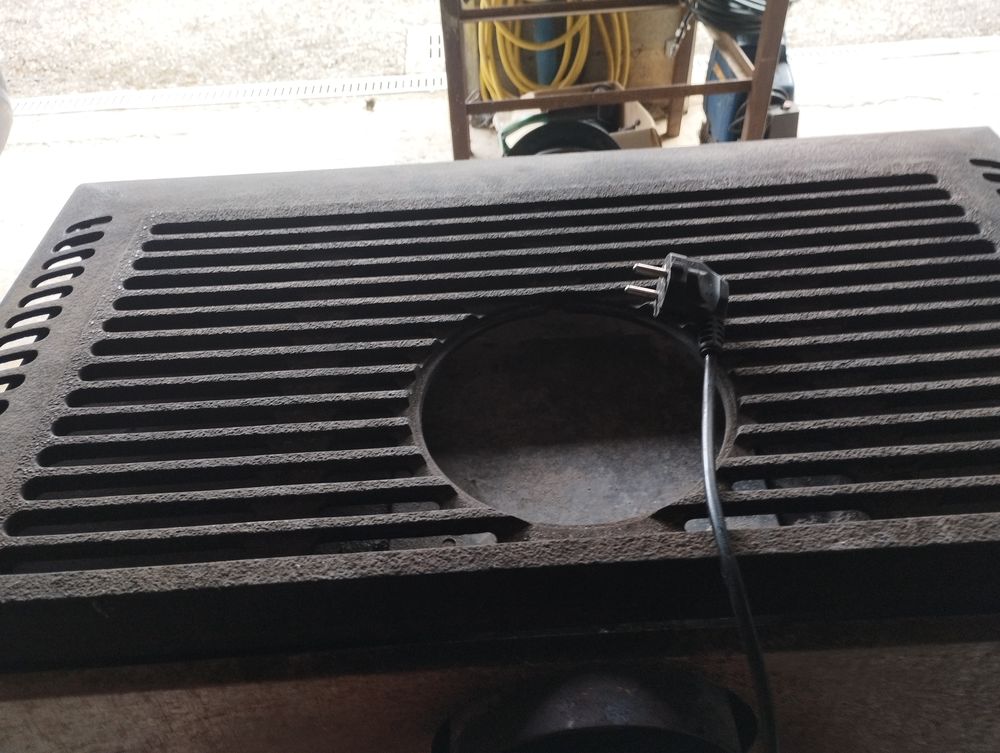 Po&ecirc;le a bois supra Bricolage