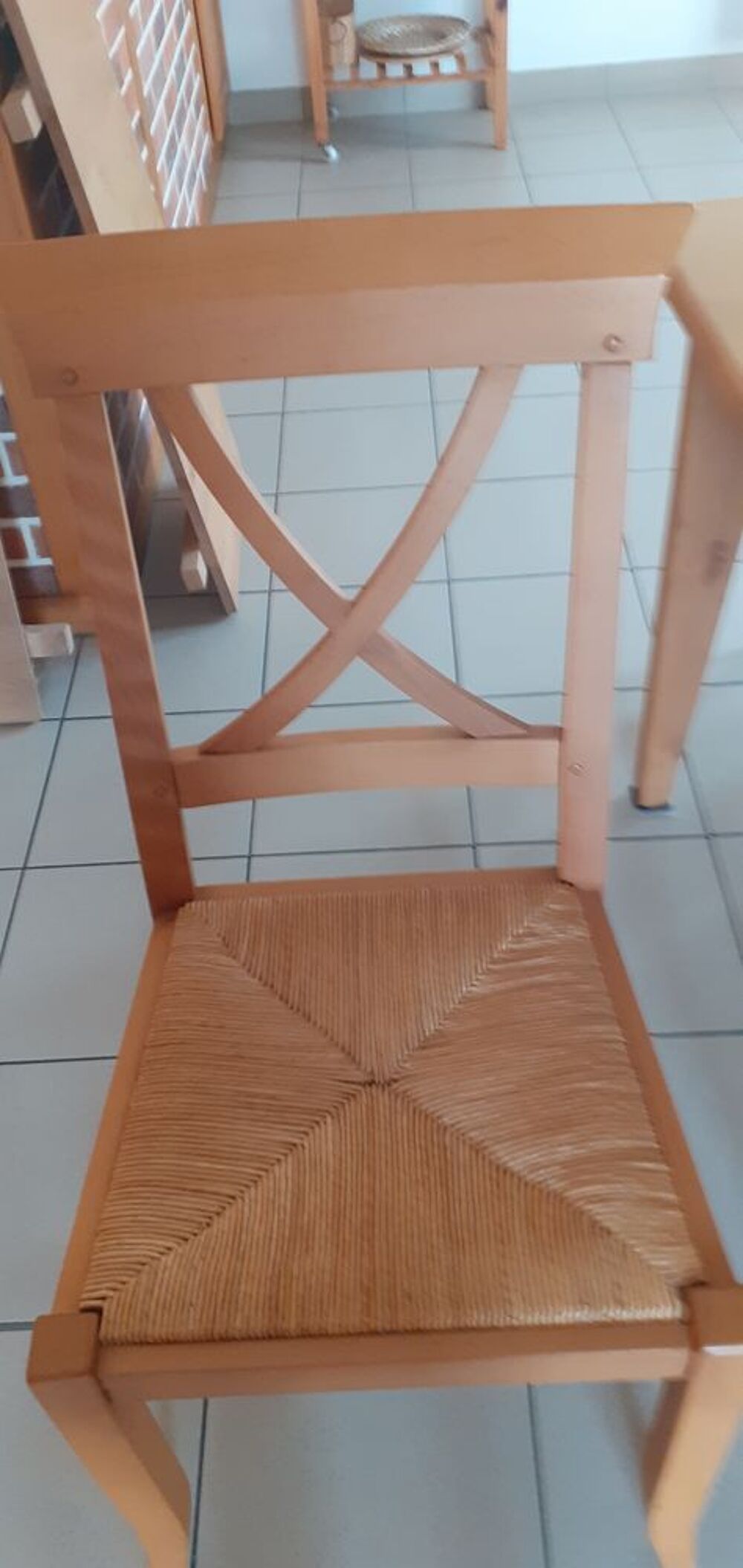 BUFFET + TABLE + 4 CHAISES Meubles