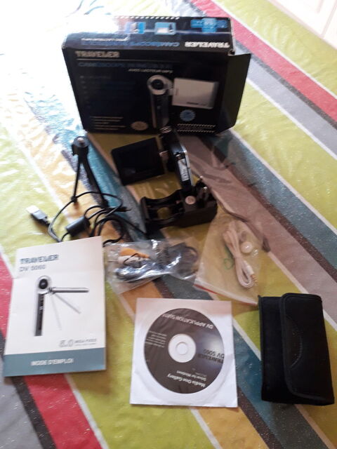 CAMESCOPE TRAVELER. 30 Fr�vent (62)