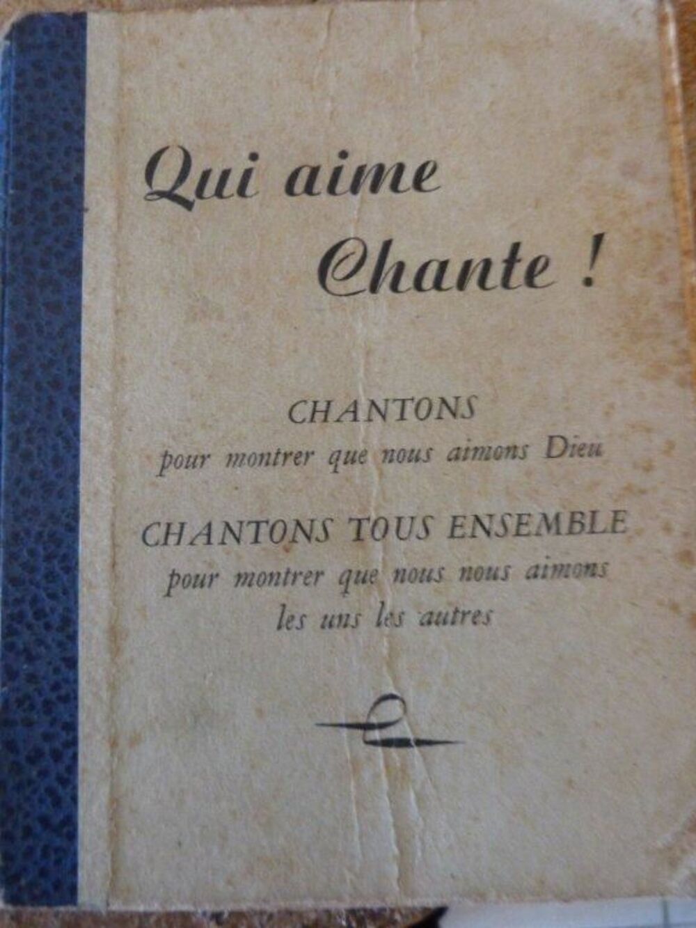 Qui aime chante Livres et BD