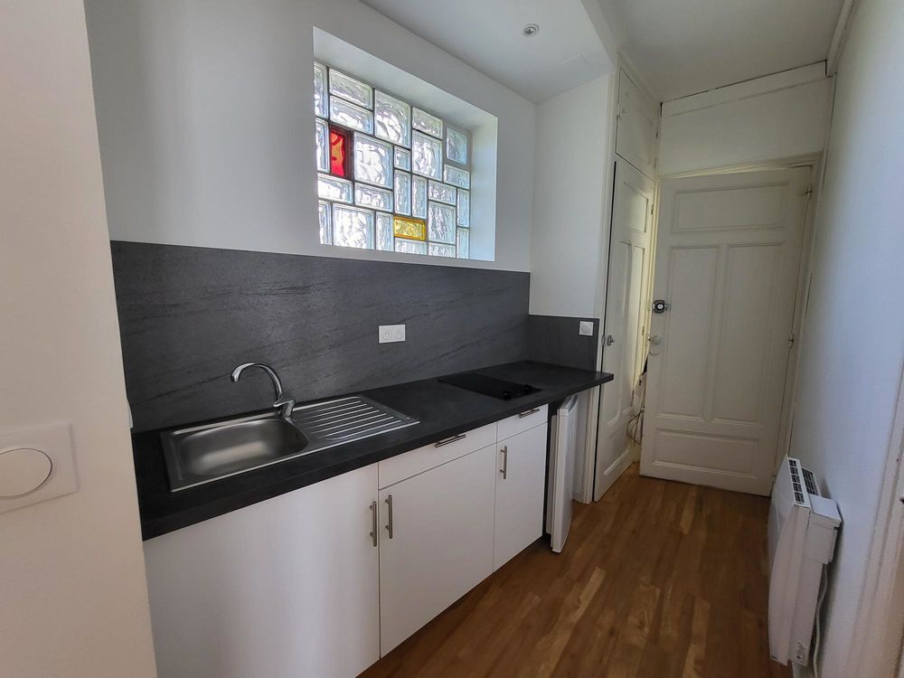Location Appartement NANCY, faculté des Lettres, Beau STUDIO Nancy