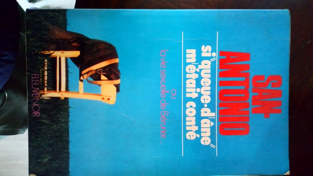 Livre "San-Antonio" de Fr&eacute;d&eacute;ric Dard 