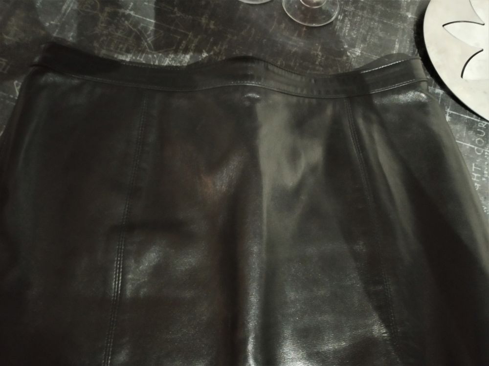 belle jupe en cuir Vêtements