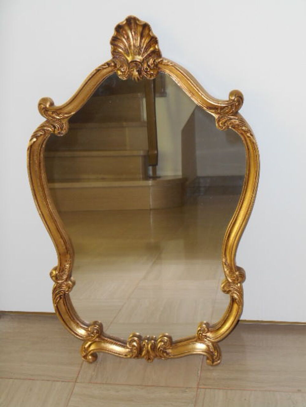 Miroir de style Louis XV (&eacute;tat neuf)
Décoration