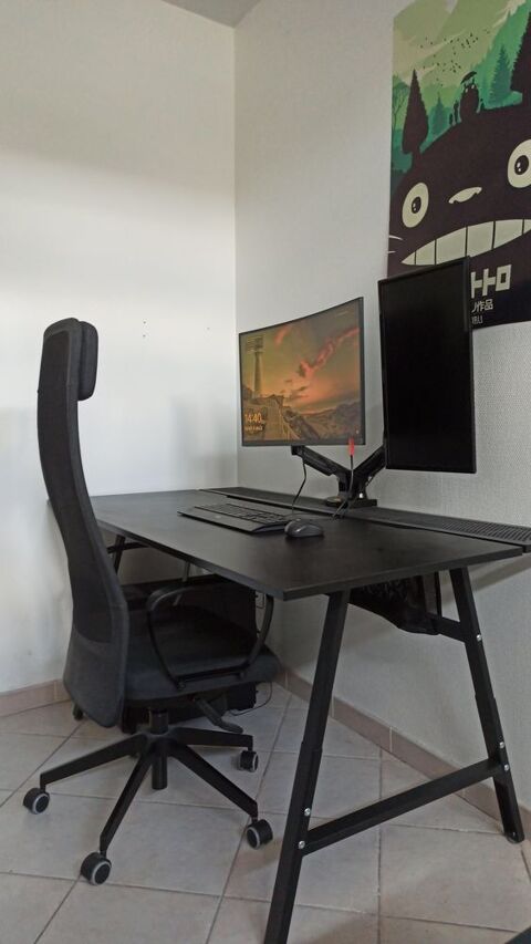 Bureau et sa chaise 200 Montigny-ls-Metz (57)