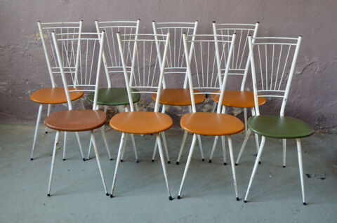 Lot de 8 chaises multicolores vintage anciennes 1950 600 Wintzenheim (68)