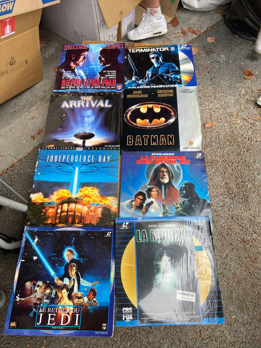 Lot de LaserDisc films cin&eacute;ma CD et vinyles