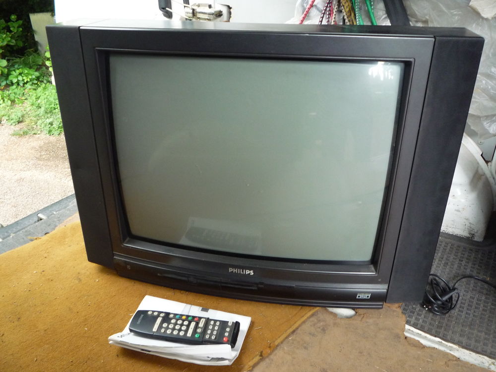 T&eacute;l&eacute;viseur Philips / Minerva Photos/Video/TV
