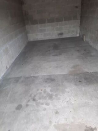  Parking / Garage � louer 17 m� Saint-nazaire