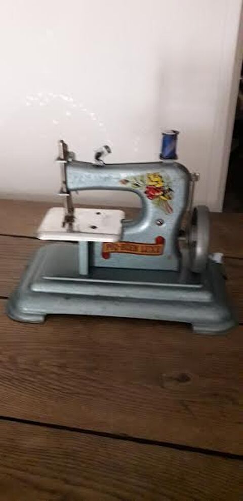 Petite Machine  Coudre Enfants, Vintage, de Collection 27 Beaubourg (77)