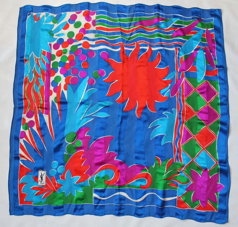 Foulard soie multicolore YVES SAINT LAURENT Vêtements