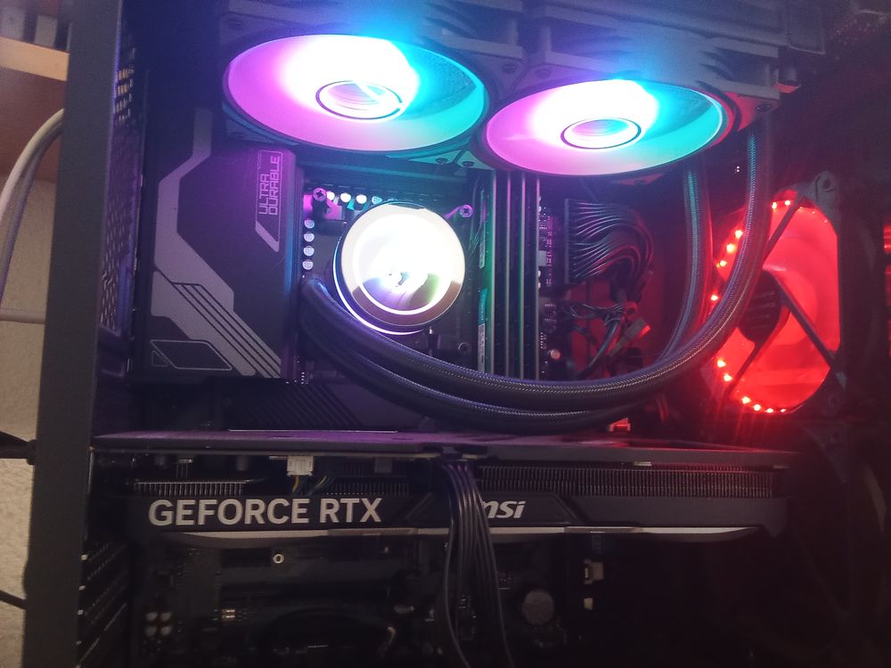 ? P&eacute;pite PC Gamer / Cr&eacute;ation ? i7?14700KF + RTX 4060?Ti + 9 Matériel informatique