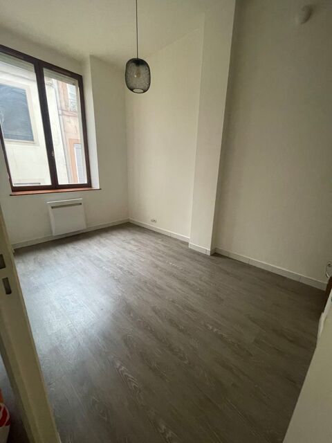  Appartement  louer 2 pices 33 m Lyon