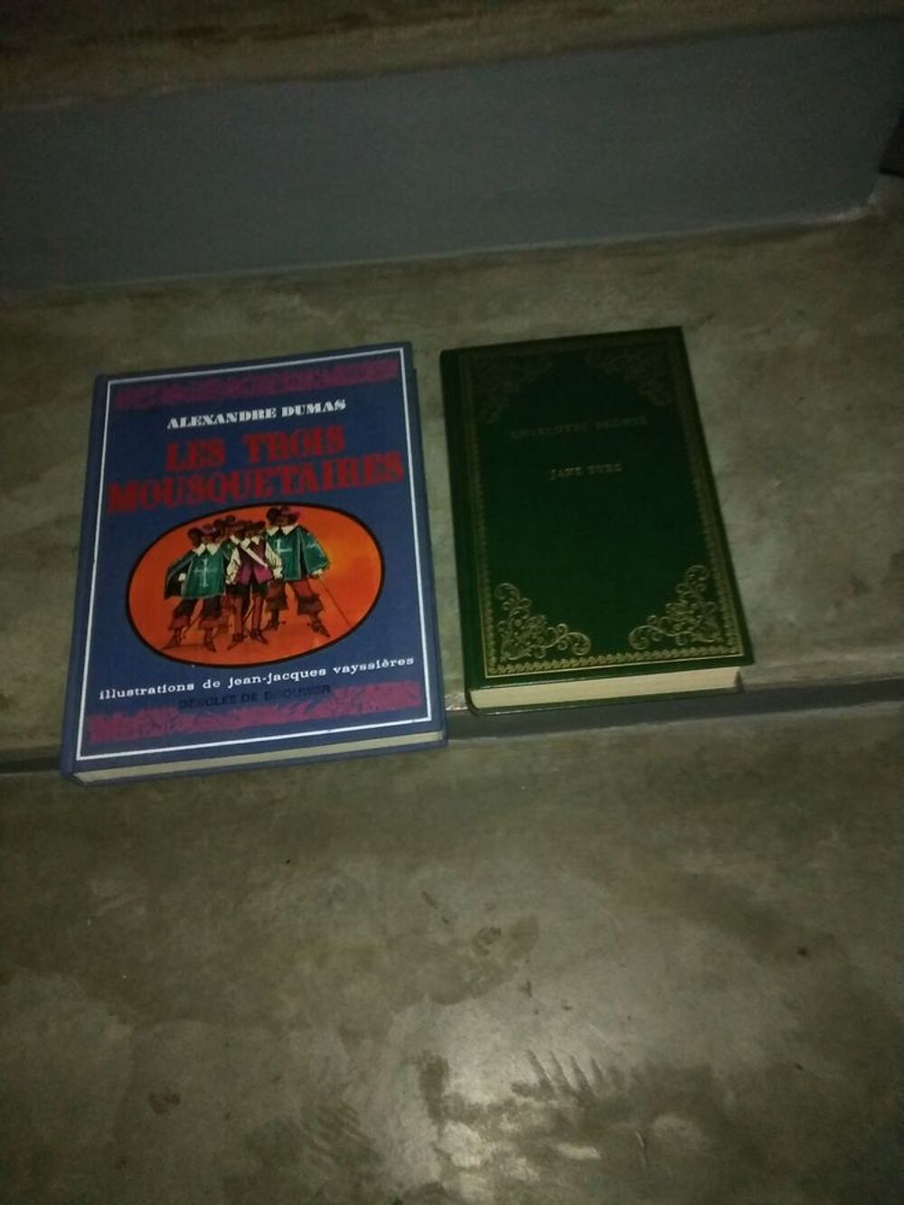 Lot de 2 livres Livres et BD