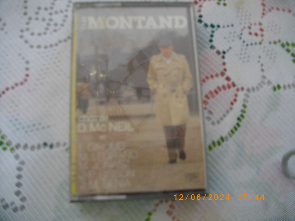 Cassette audio de : "YVES MONTAND" Audio et hifi